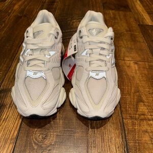 New Balance 9060-white/M4W5.5